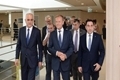 x1