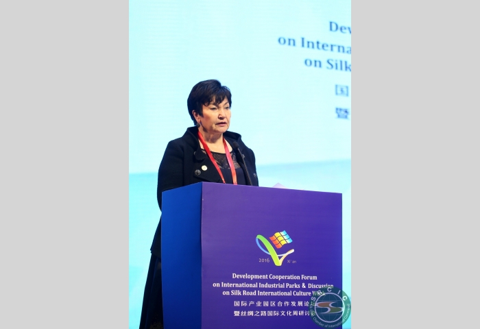 Ms. Alexandra Ochirova, Goodwill Ambassador of UNESCO, delivers a speech