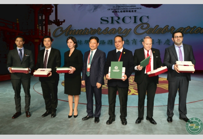 9 Chairman LU Jianzhong and new members of SRCIC