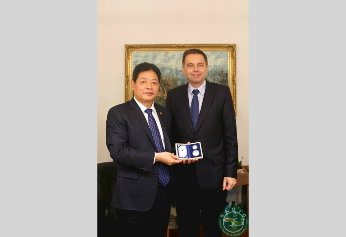 Mr. LU Jianzhong, Chairman of SRCIC and Mr. Kazimir, Minister of Finance of Slovakia