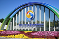 x4