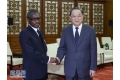 全国政协主席俞正声会见赤道几内亚副总统曼格